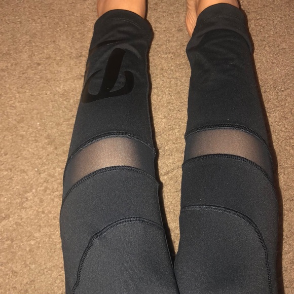 PINK Ultimate Leggings. - Picture 5 of 5